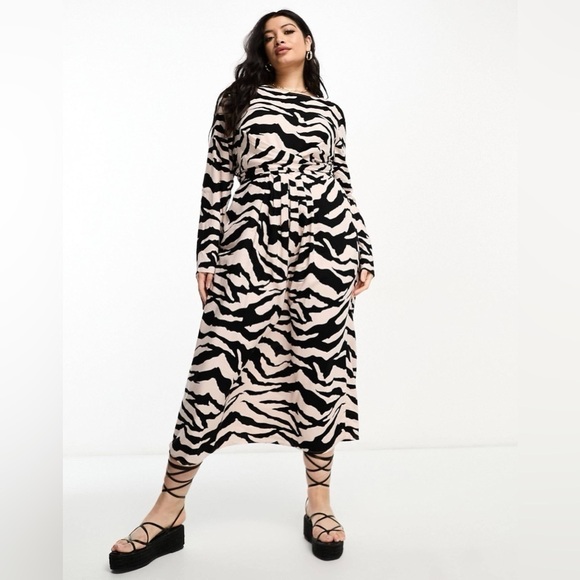 RIVER ISLAND Beige Animal Print Swing Midi Dress - Picture 2 of 13